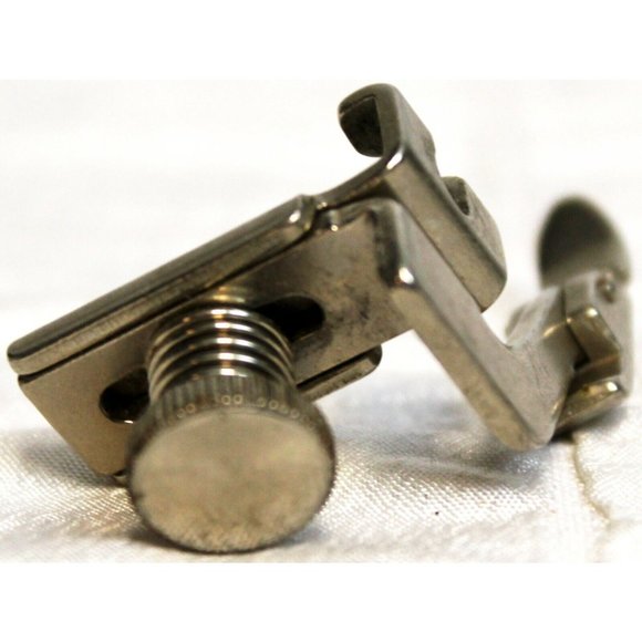 Vtg Singer Zipper Foot #161165 Dlant Shank Sewing Machine Attachment - Picture 5 of 7